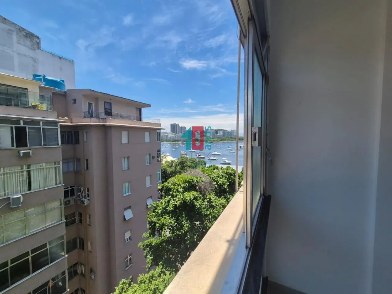 Botafogo | Apartamento 3 quartos, sendo 1 suite