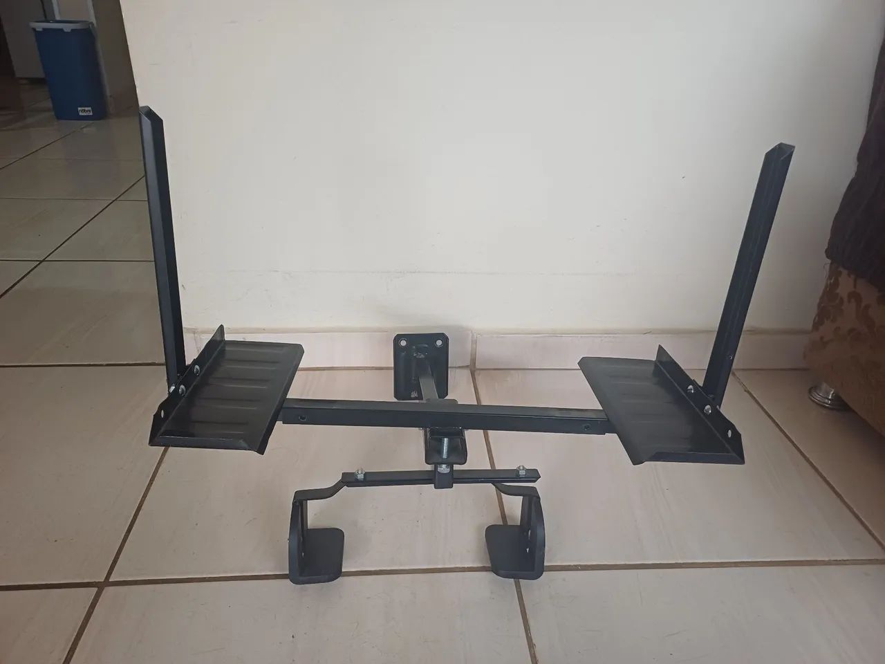 Suporte TV ou microondas 