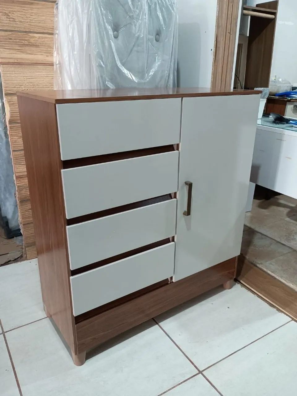 Cômoda de ótima qualidade  - Foto 4
