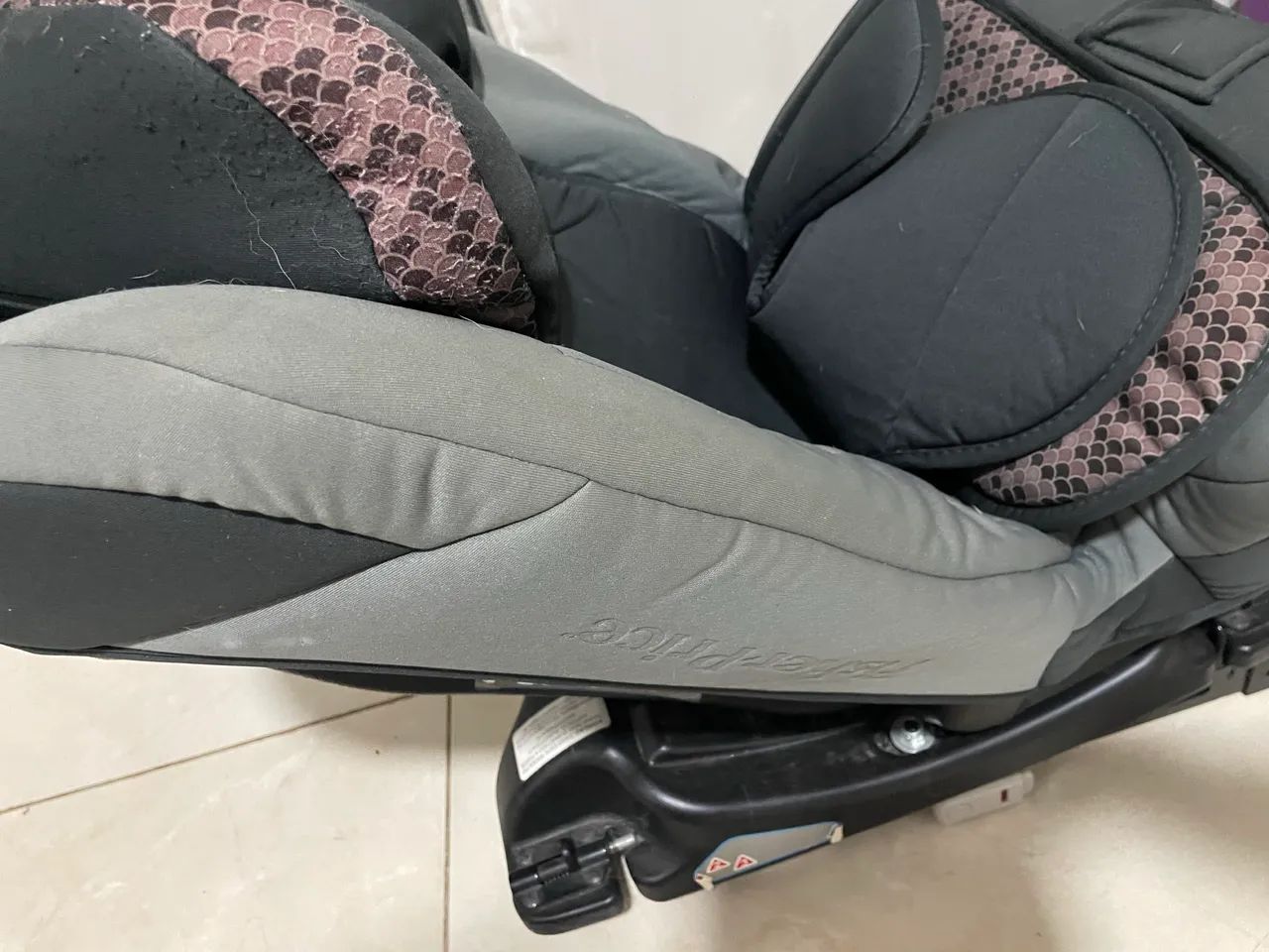 Cadeirinha de bebê para carro semi nova - Foto 3