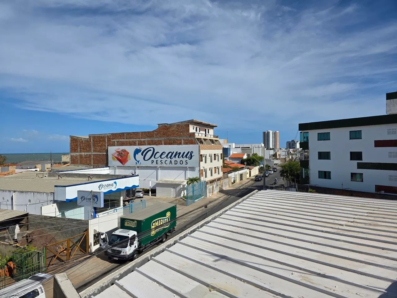 Sala ampla na Av. Mario Jorge - Foto 4