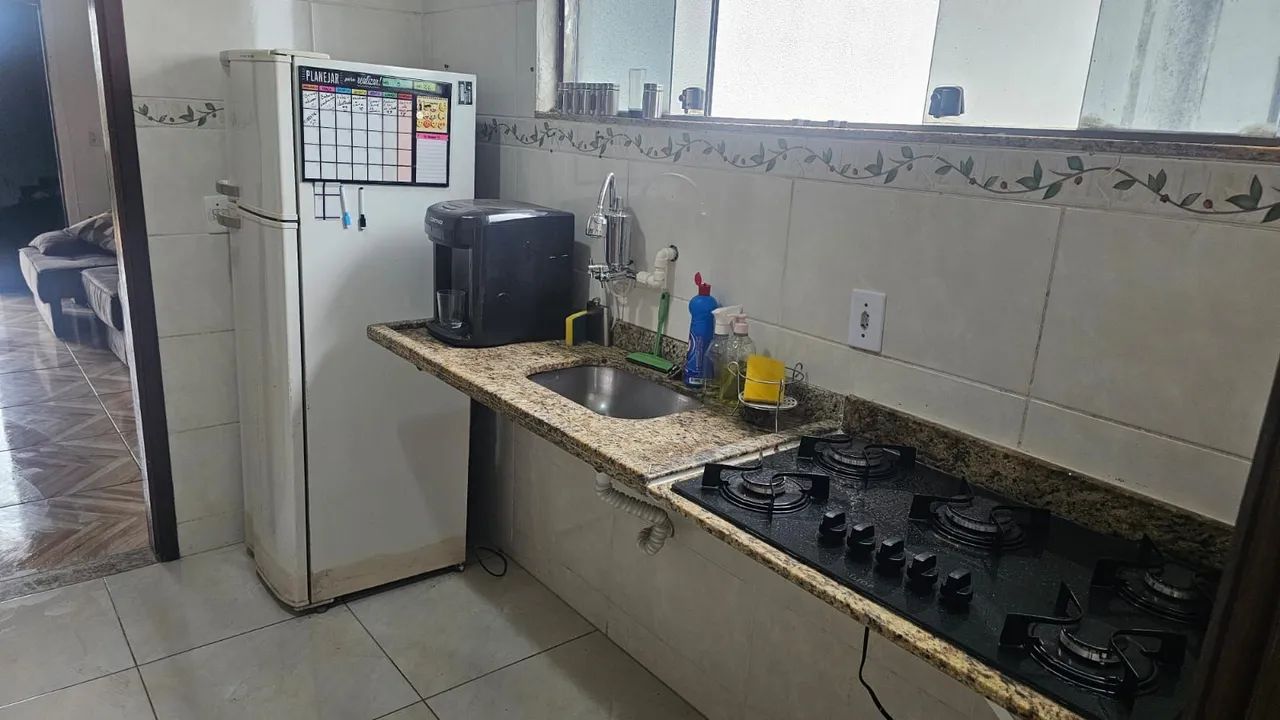 Alugo apartamento mobiliado com três quartos - Foto 3