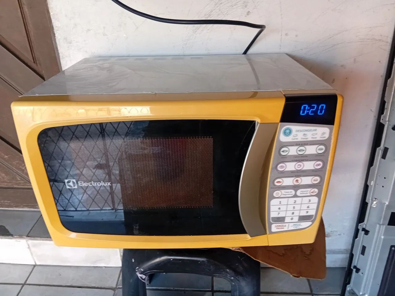 MICROONDAS ELECTROLUX 20L  - Foto 2
