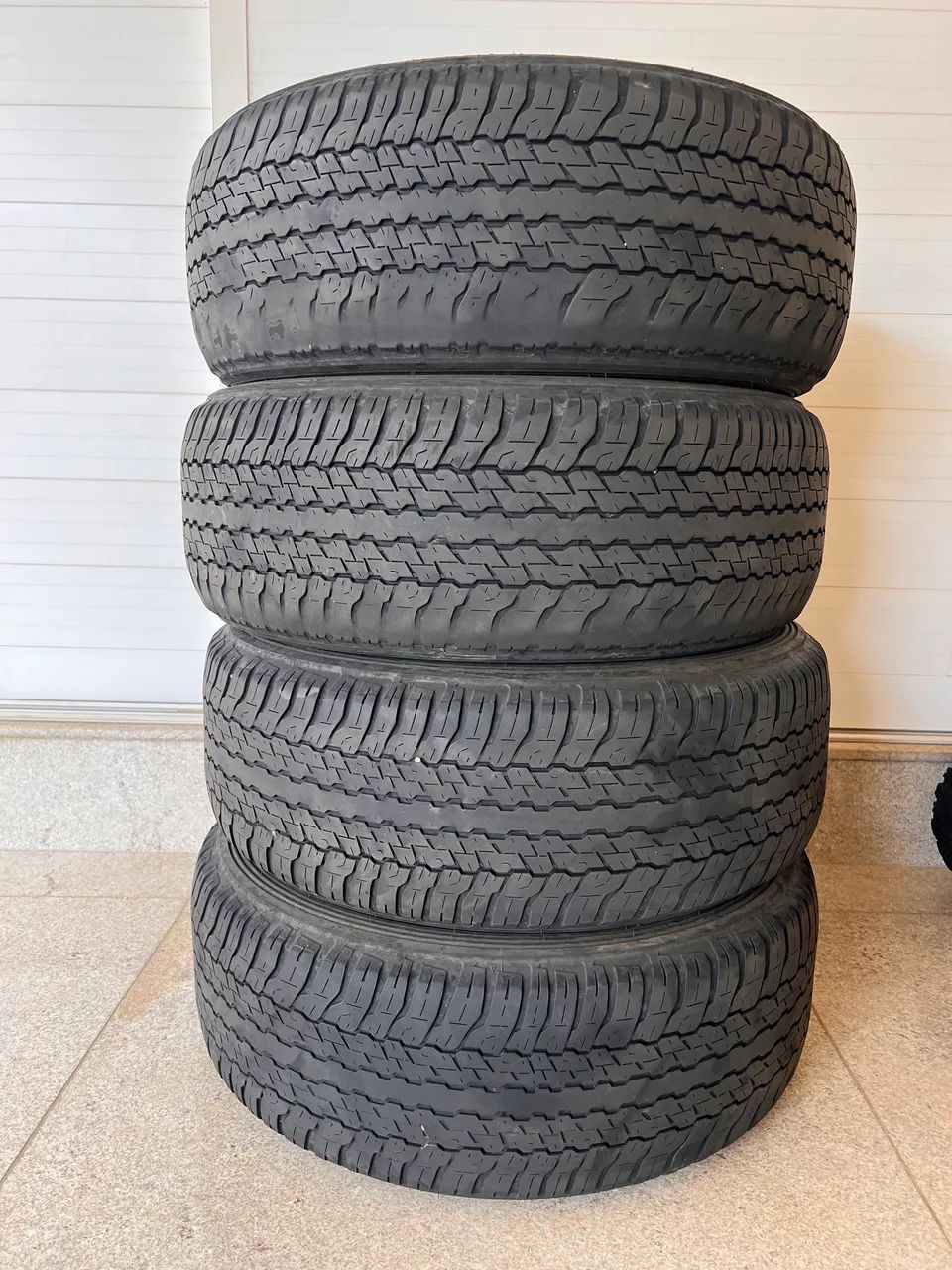 Pneu 265/60R18 pneu Hilux s-10 dunlop nissan ranger