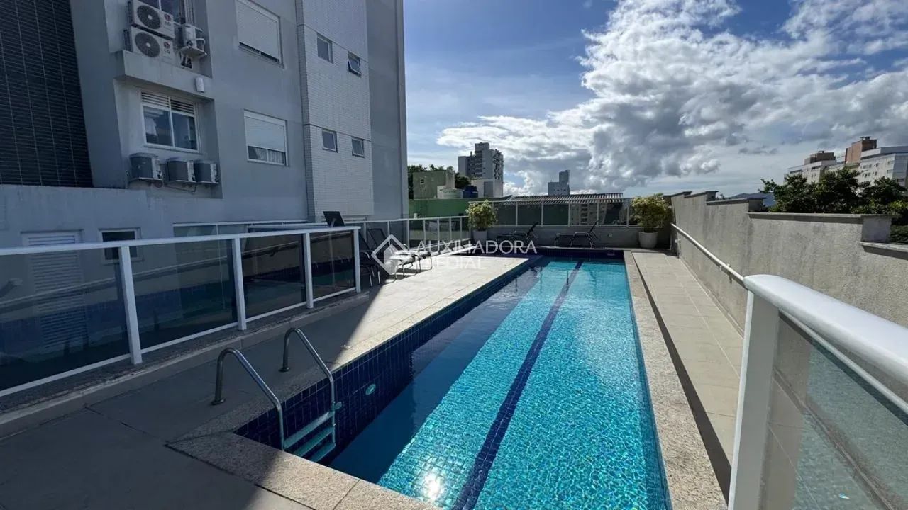 Apartamento com vista mar e 3 vagas no Estreito - Foto 5