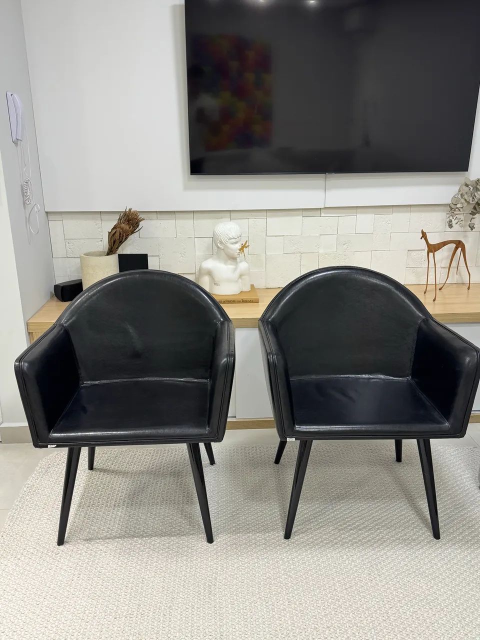 Poltronas em Couro para Sala ou Escritório