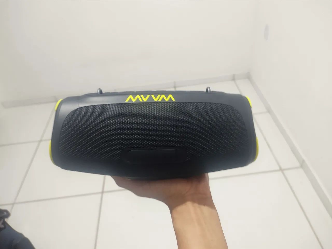 Caixa de som 40w no estado de nova com Caixa, ela é a prova de água  - Foto 4