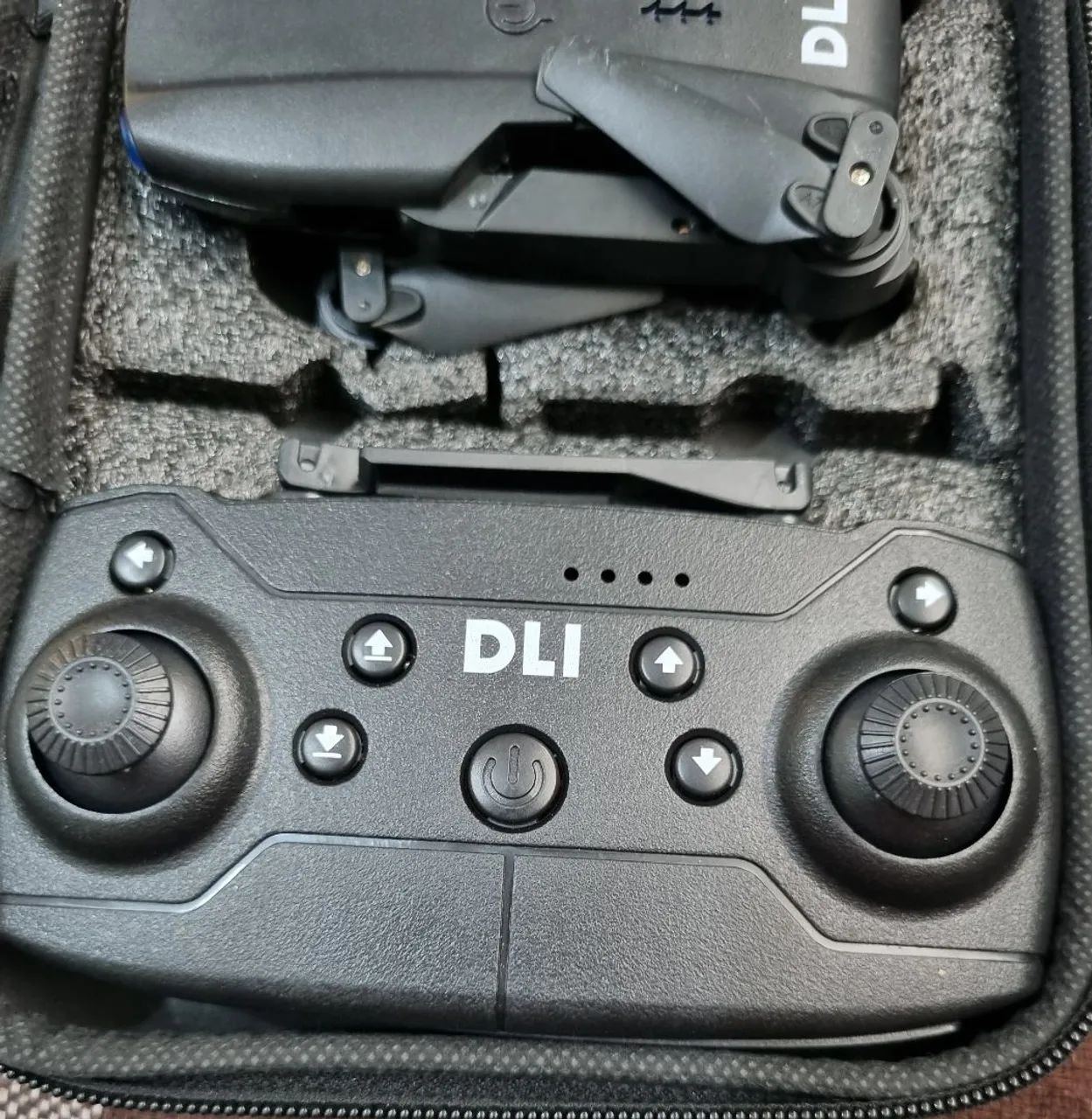 Drone com 3 baterias  - Foto 3