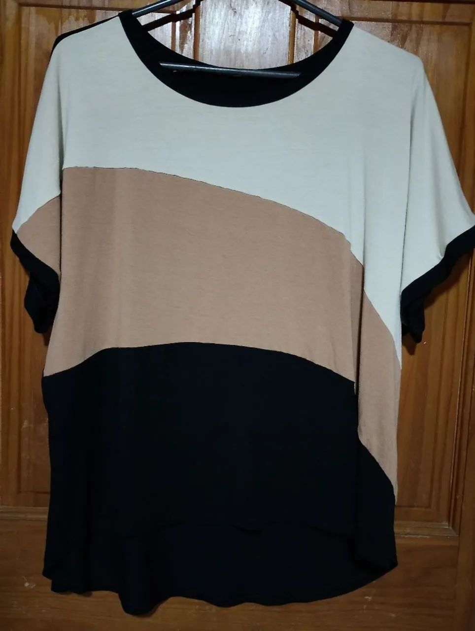 BLUSA FEMININA TRICOLOR - NOVA - Foto 3