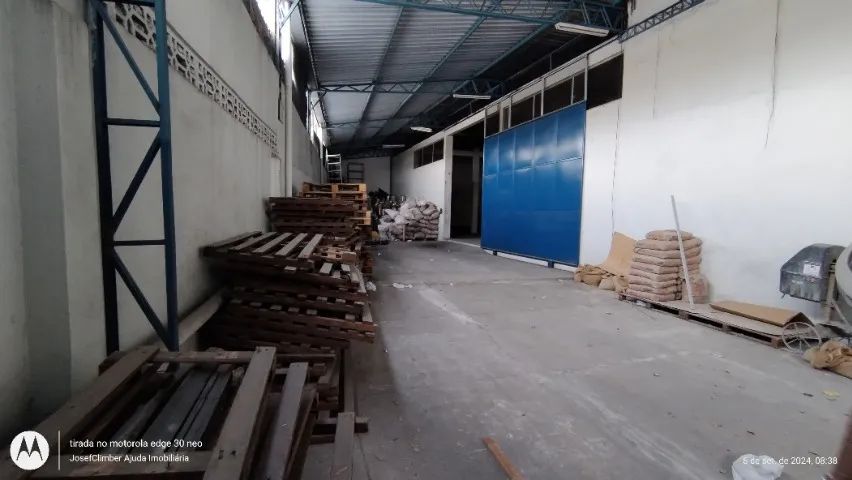 ALUGA-SE GALPÃO NA AV. SILVES - Foto 2