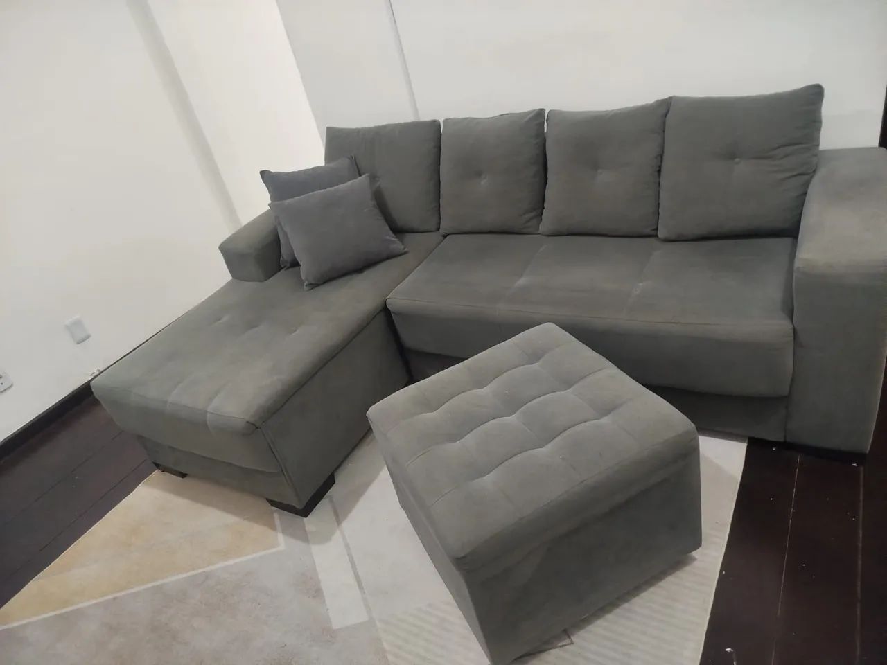 Sofá de 2,30 + Puff