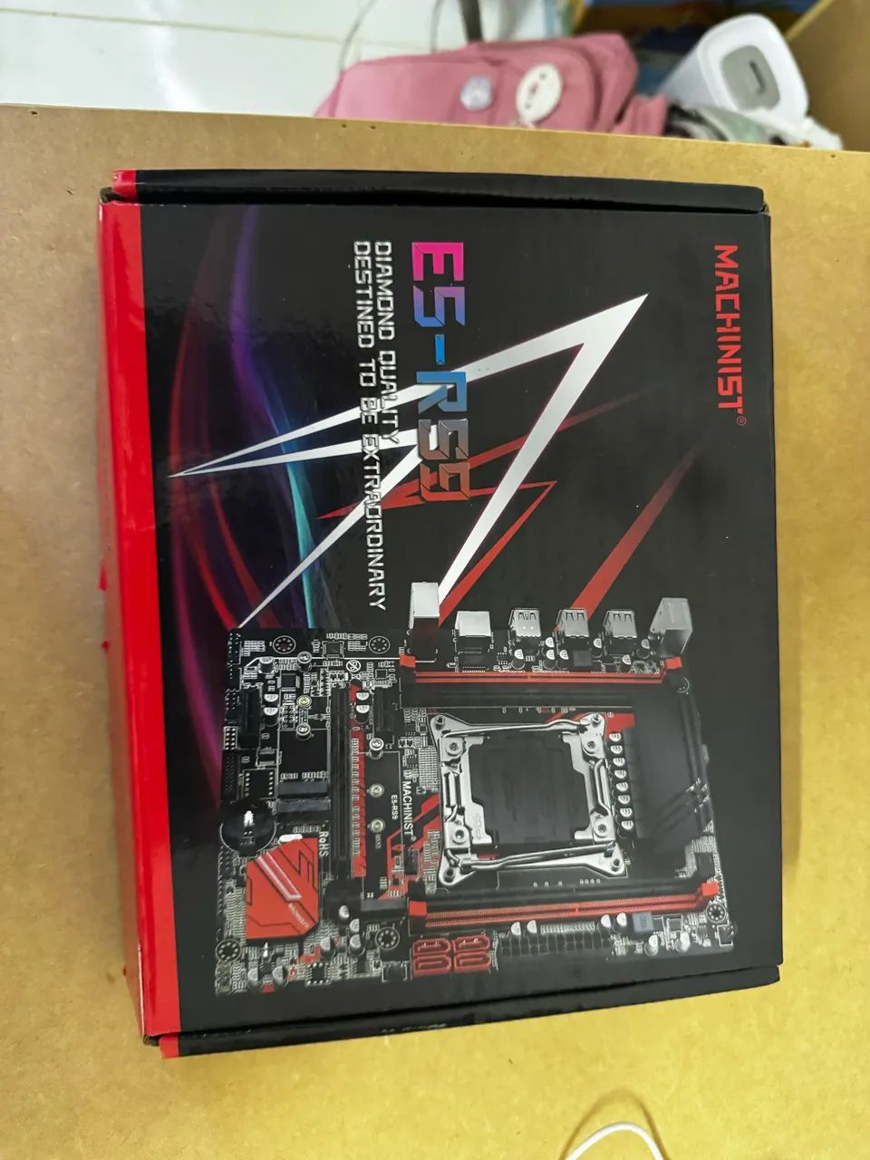 Placa mãe com processador E5 2680V4 + módulo TPM 2.0