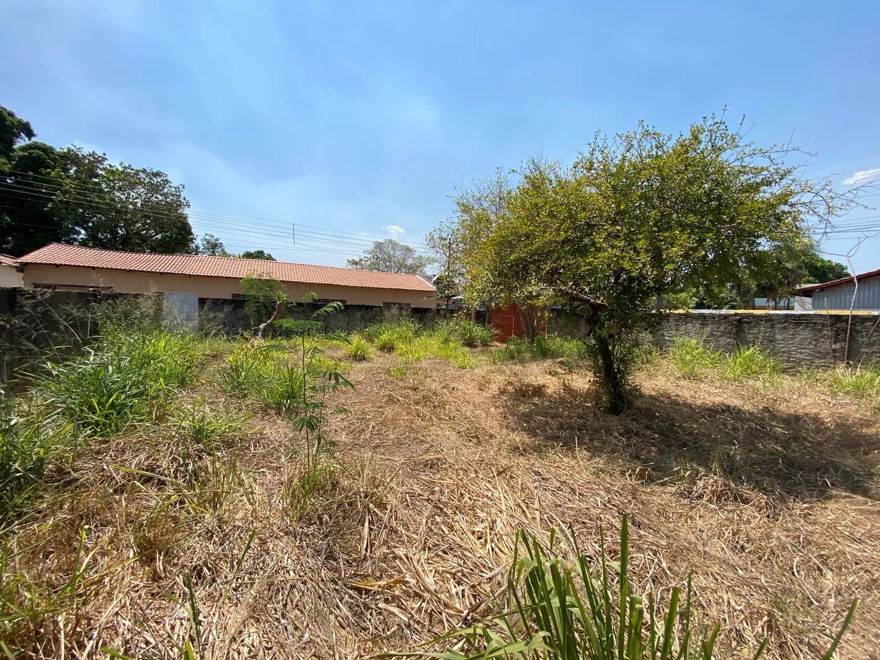 Vendo lote de esquina 15x18,5m - Foto 3