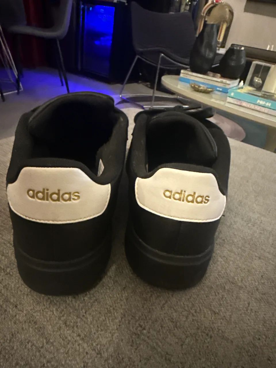 Tênis adidas casual  - Foto 3