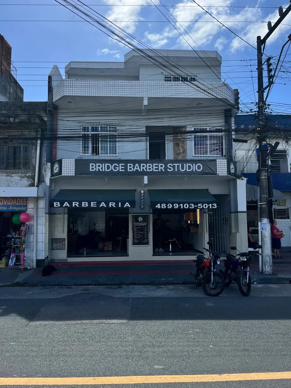 Contrata-se Barbeiro ou Aluguel Cadeira - Foto 4