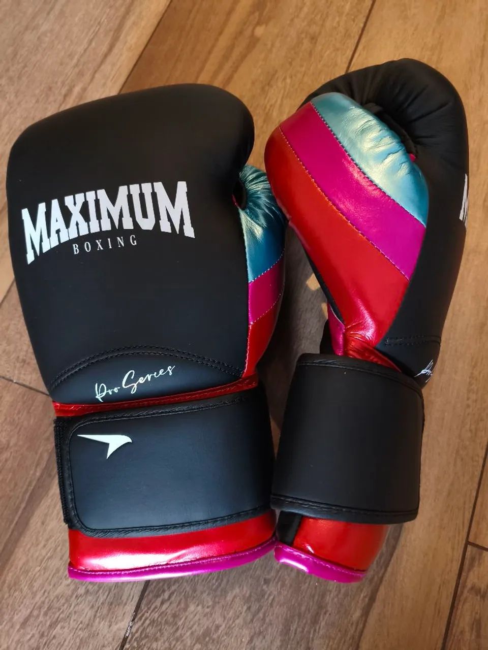 Luva Máximum Pro Series Muay Thai, Boxe e kickboxing - Foto 4