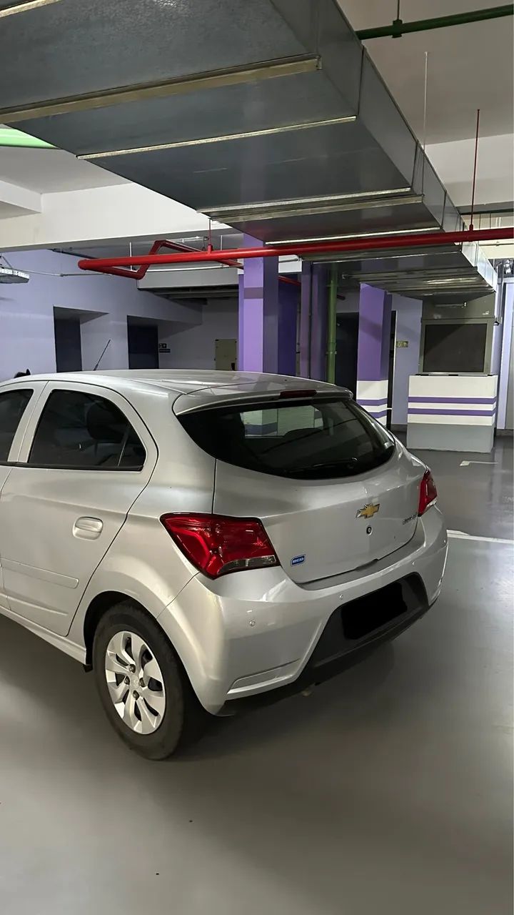 Chevrolet Onix Hatch LT 1.0 8V Flex Mec. 4P 2017 - Foto 5