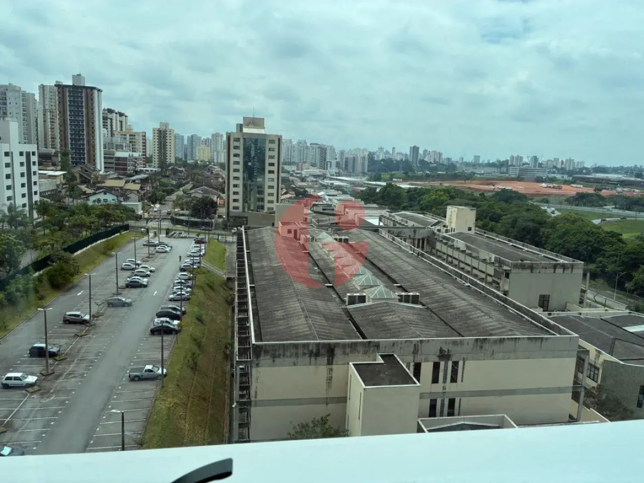 Sala comercial para venda com 33m² no bairro Jardim Aquarius - Foto 4