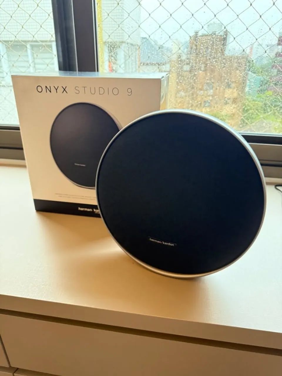 Caixa de Som Premium Harman Kardon Onyx Studio 9 - Aparelhos de