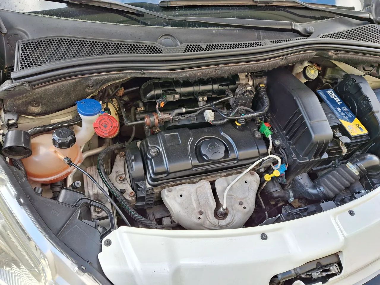 Peugeot 208 2014