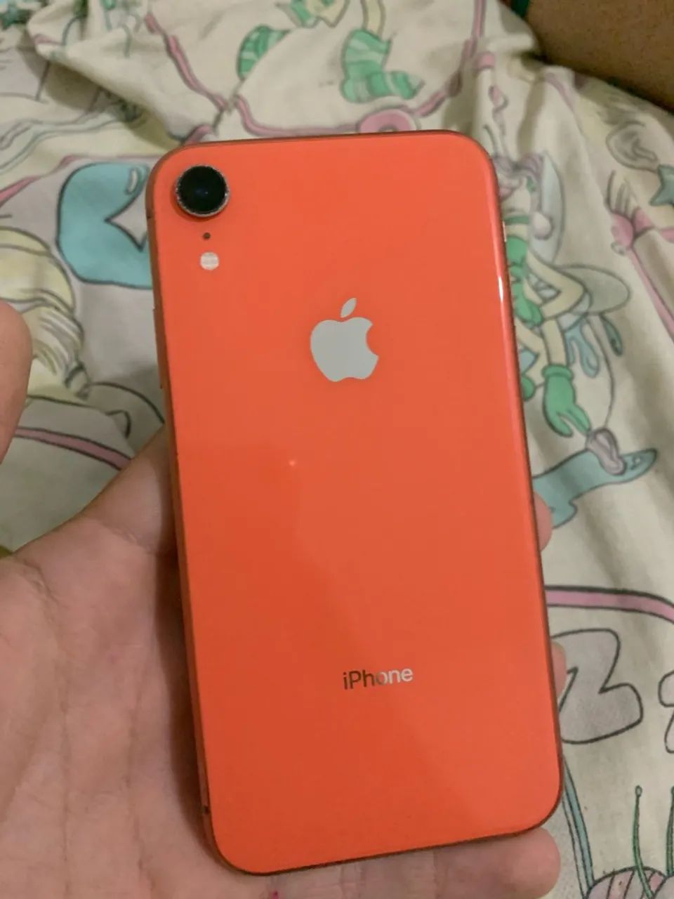 iPhone XR  funcionando valor negociável! - Foto 2