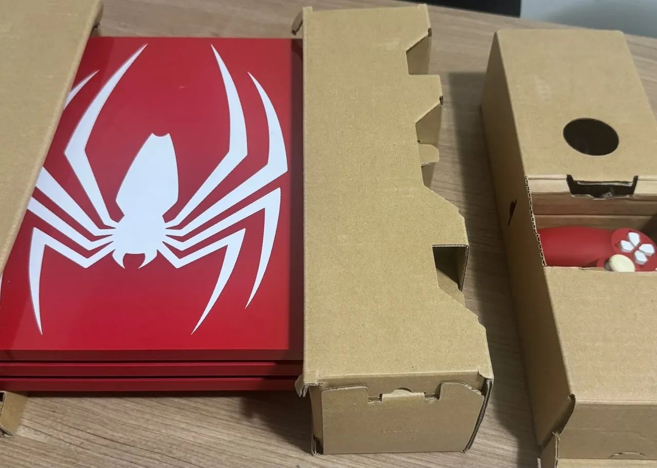 PS4 Pro Spider-man Na caixa com berço - Foto 4