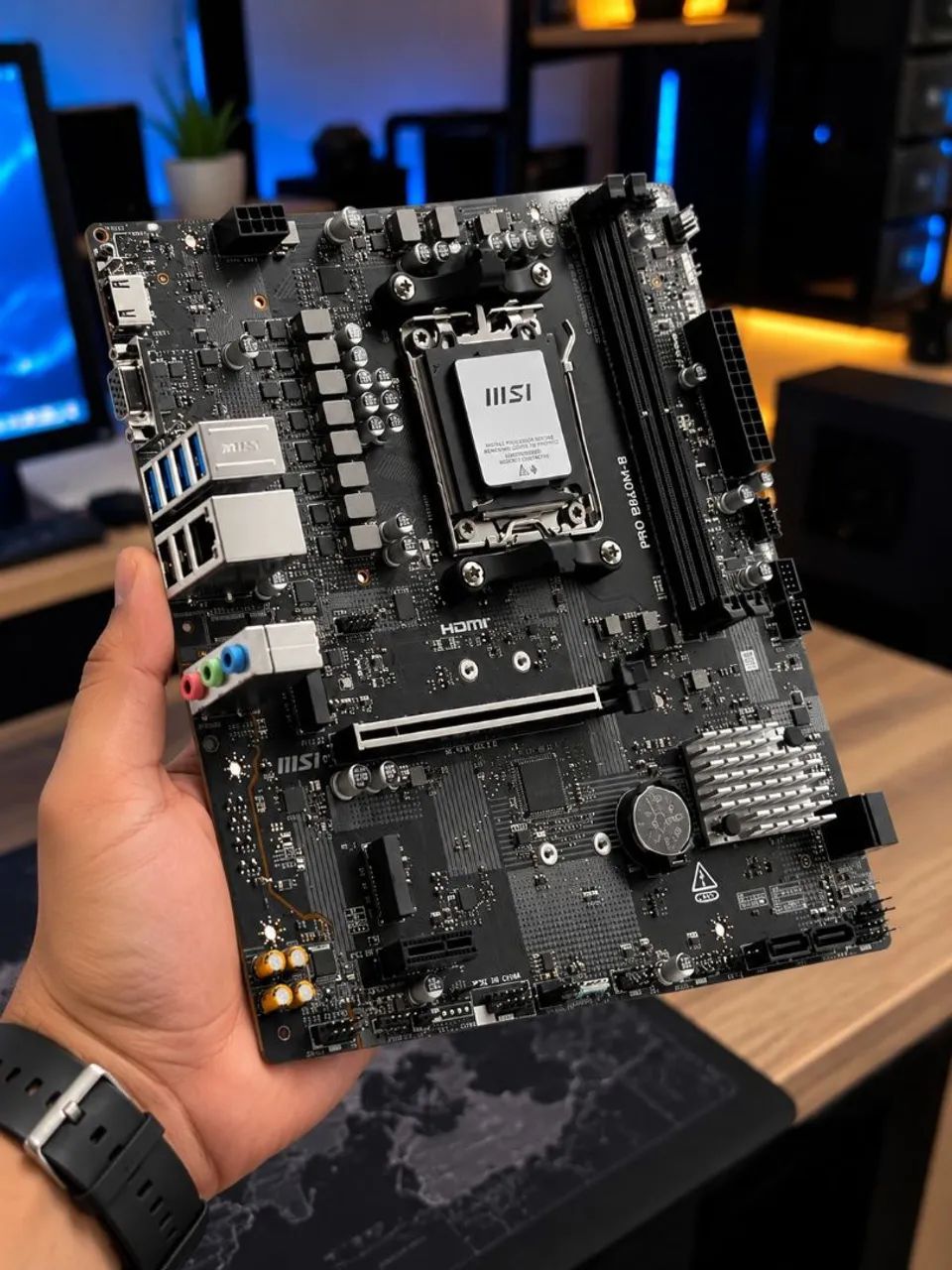 PLACA MAE MSI PRO B840M-B DDR5 AMD B840 AM5 - Foto 2