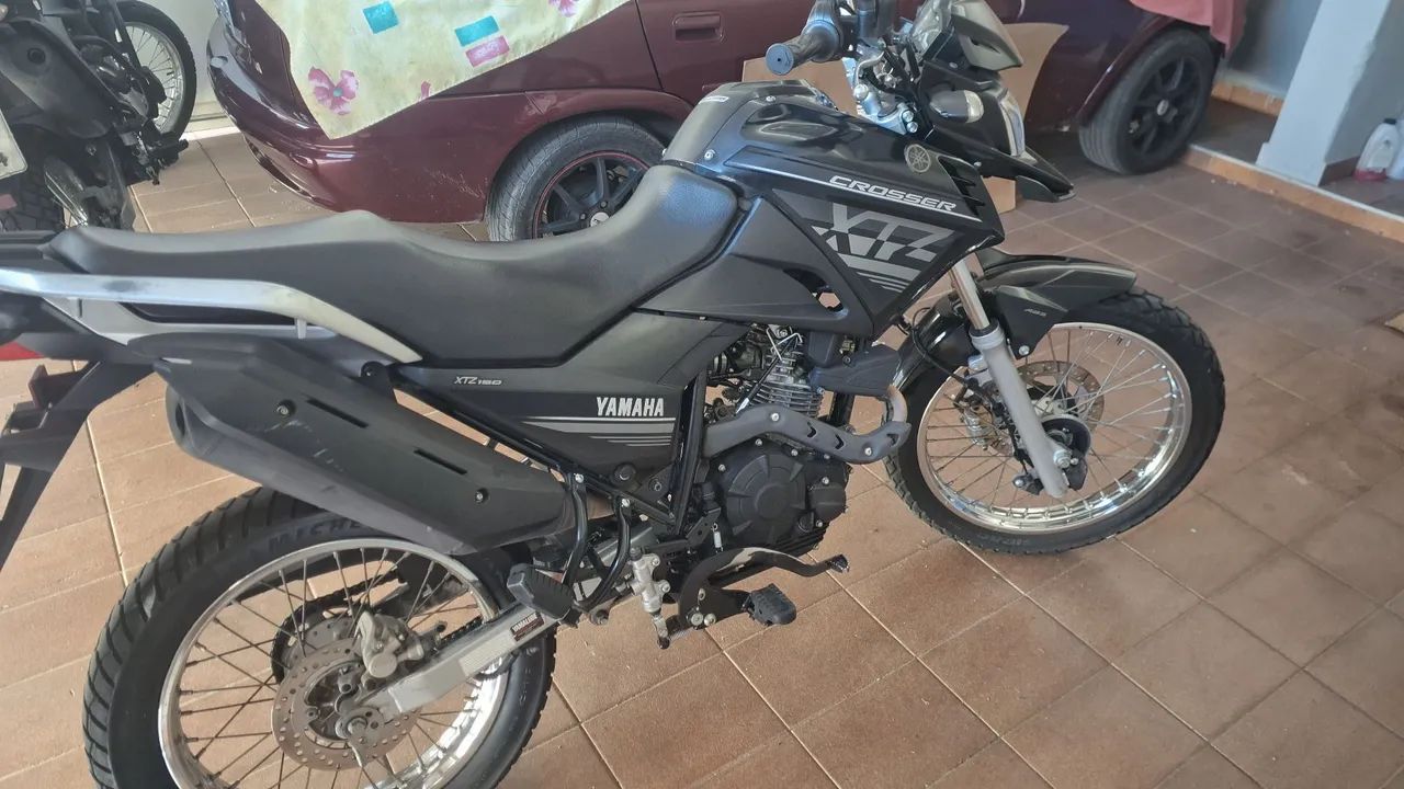 Crosser 