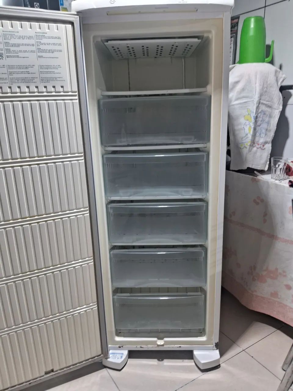 Freezer Vertical Electrolux  - Foto 3