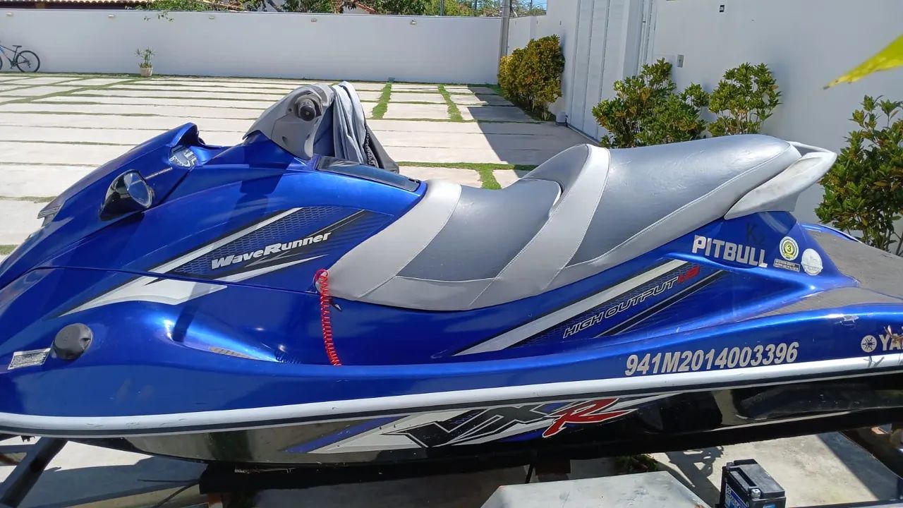Jet Yamaha vxr 1800  2011 3 lugares com ré  - Foto 4