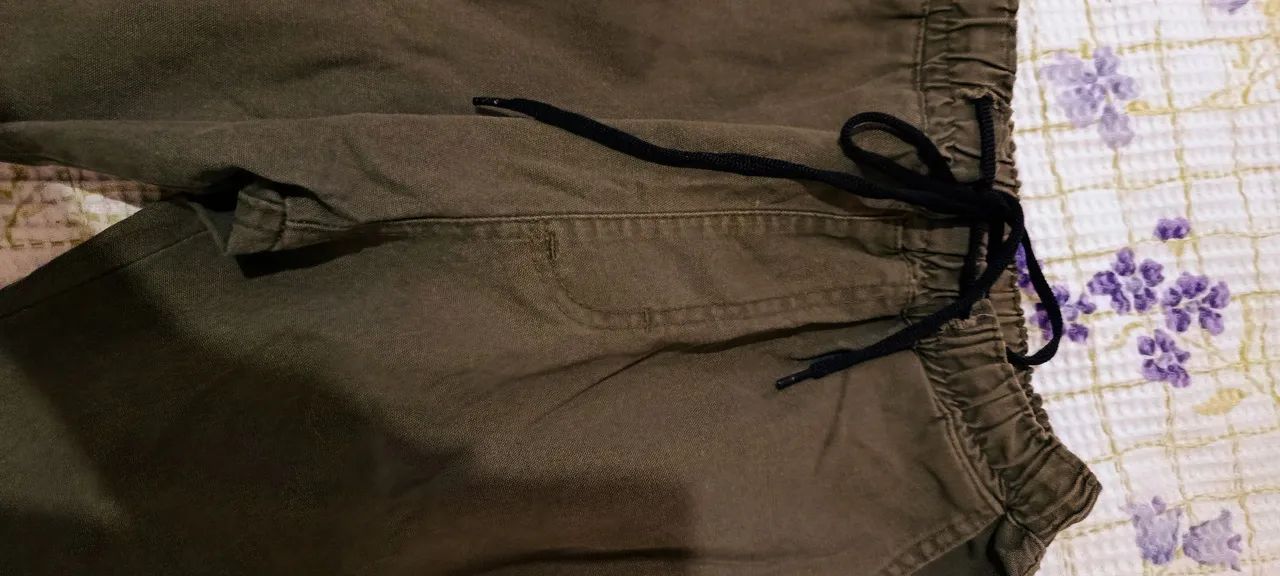 calça cargo oki fashion verde militar m - Foto 3
