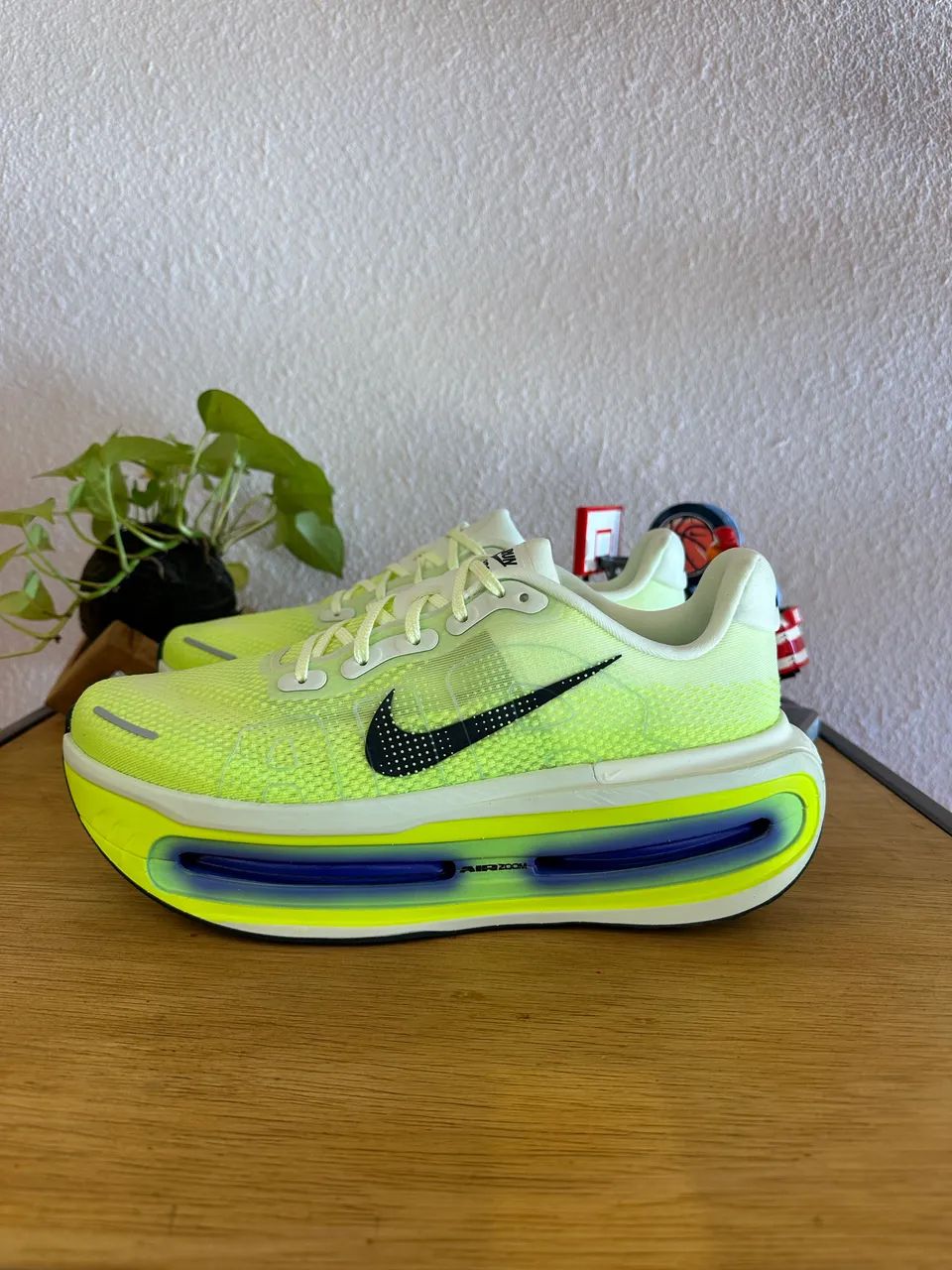 Nike Vomero Premium ?Volt Tint? - Foto 5