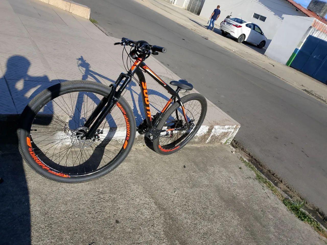 bicicleta aro 29 seminova - Foto 5