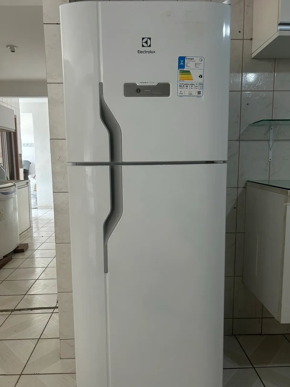 Geladeira eletrolux NOVA - Foto 2