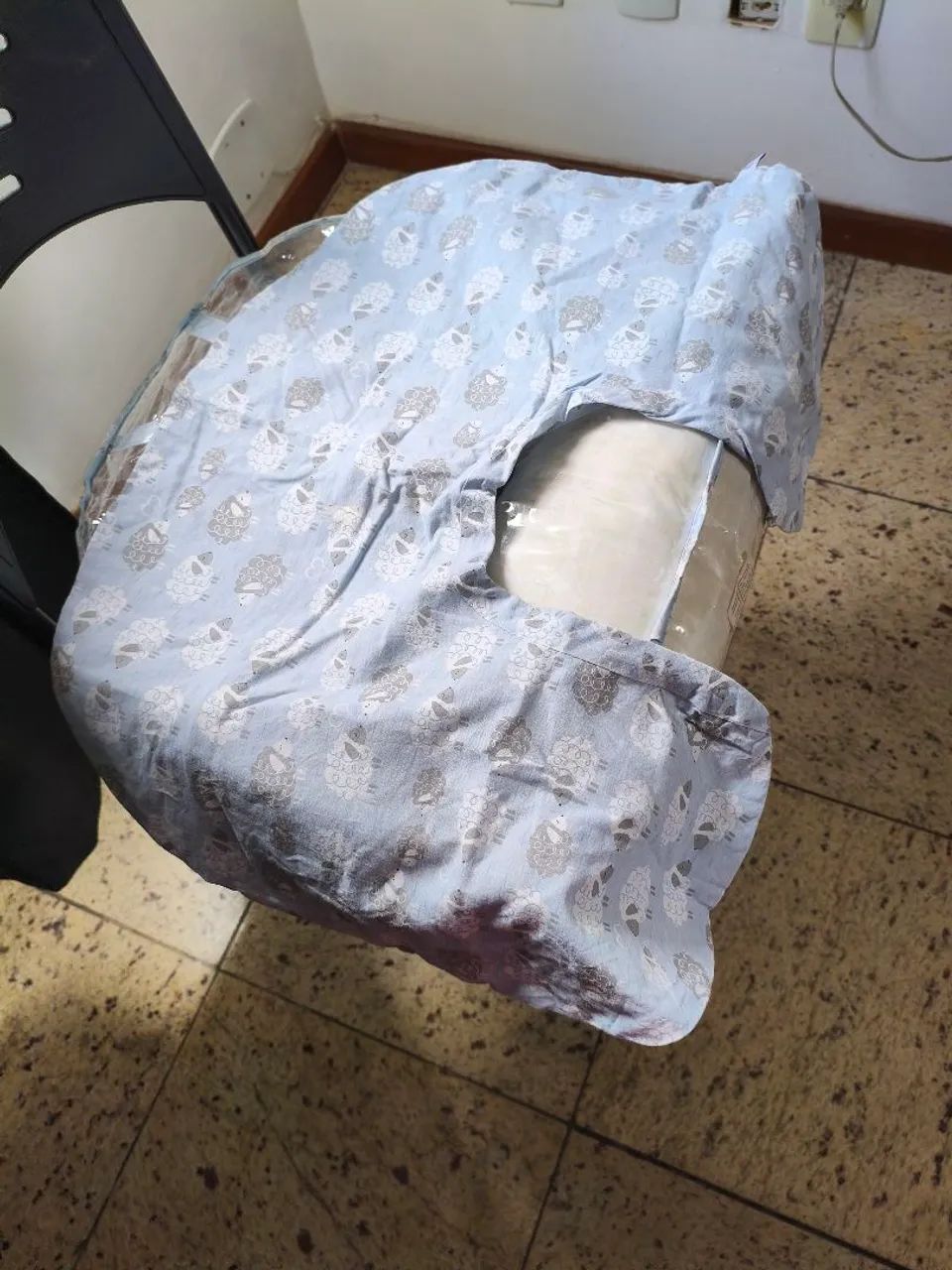 VENDO ALMOFADA DE AMAMENTAÇÃO! - Foto 3