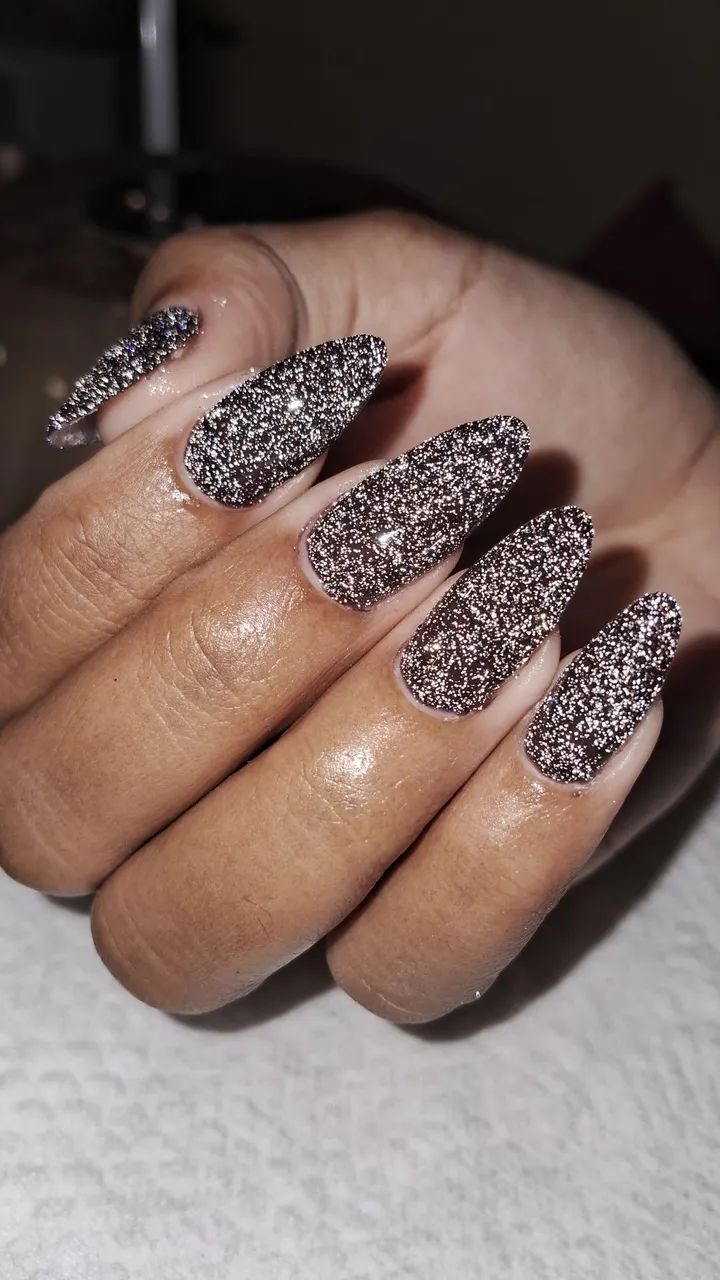 Unhas em gel  em Natal- Alogamento e Manutenção 