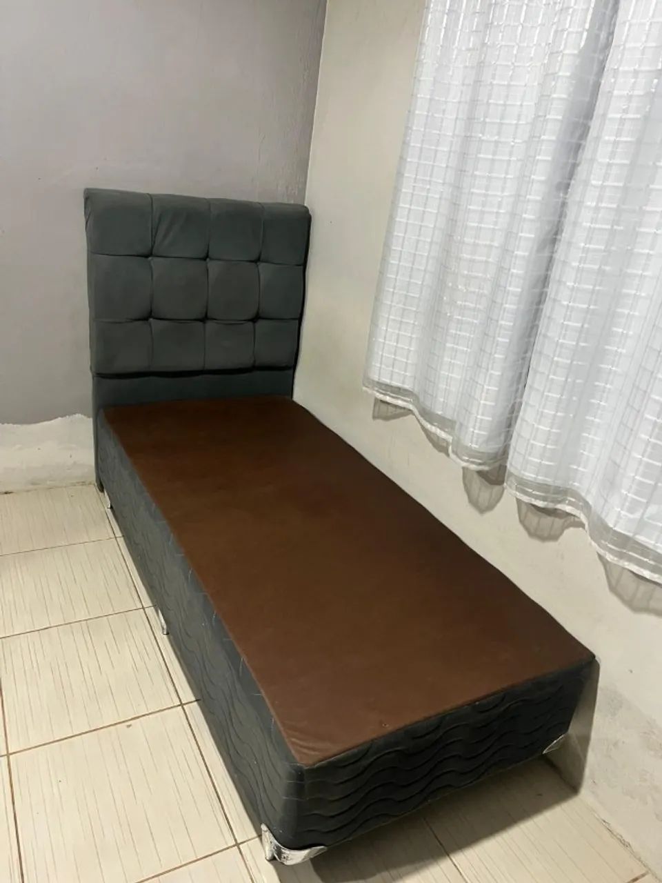 Base de cama box com cabeceira 