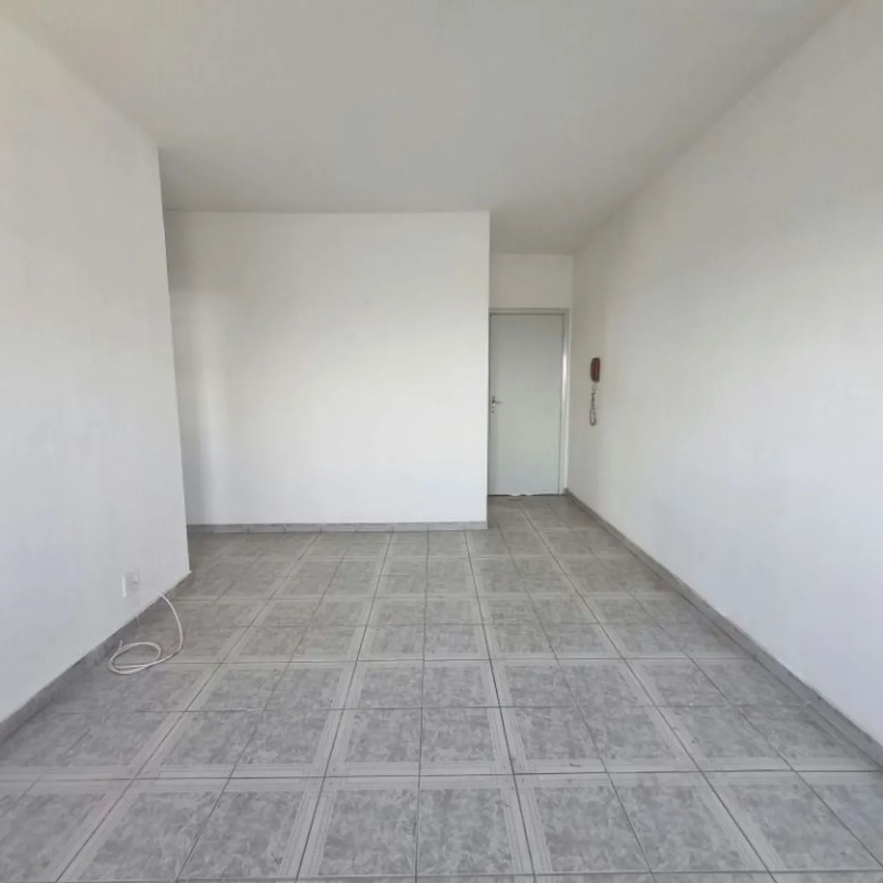 Apartamento com 02 Quartos para locação no Edifício Julia em Indaiatuba/SP.