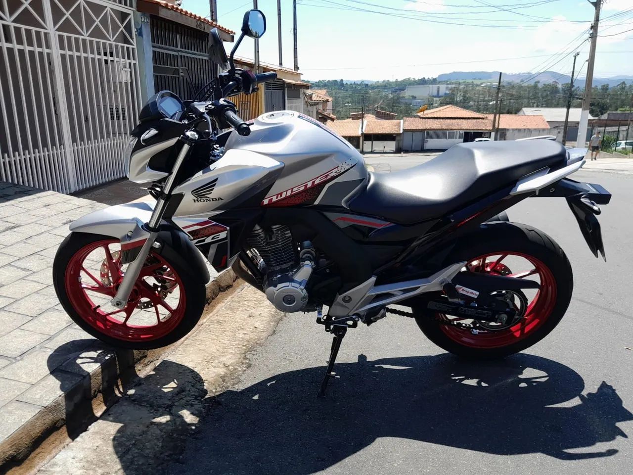 Moto de garagem  - Foto 4
