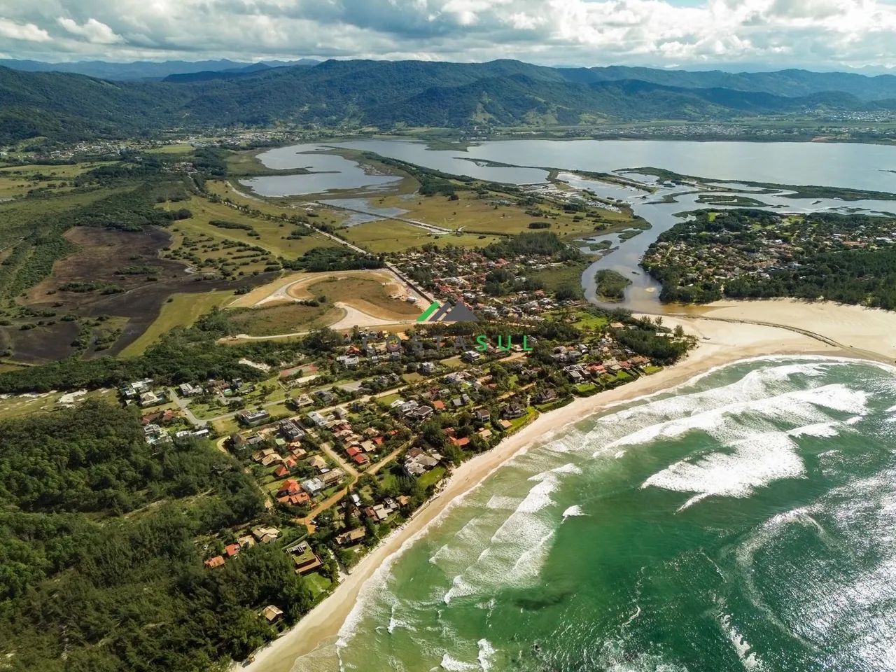 Condomínio Clareia  Praia da Barra (Garopaba/SC) - Foto 5