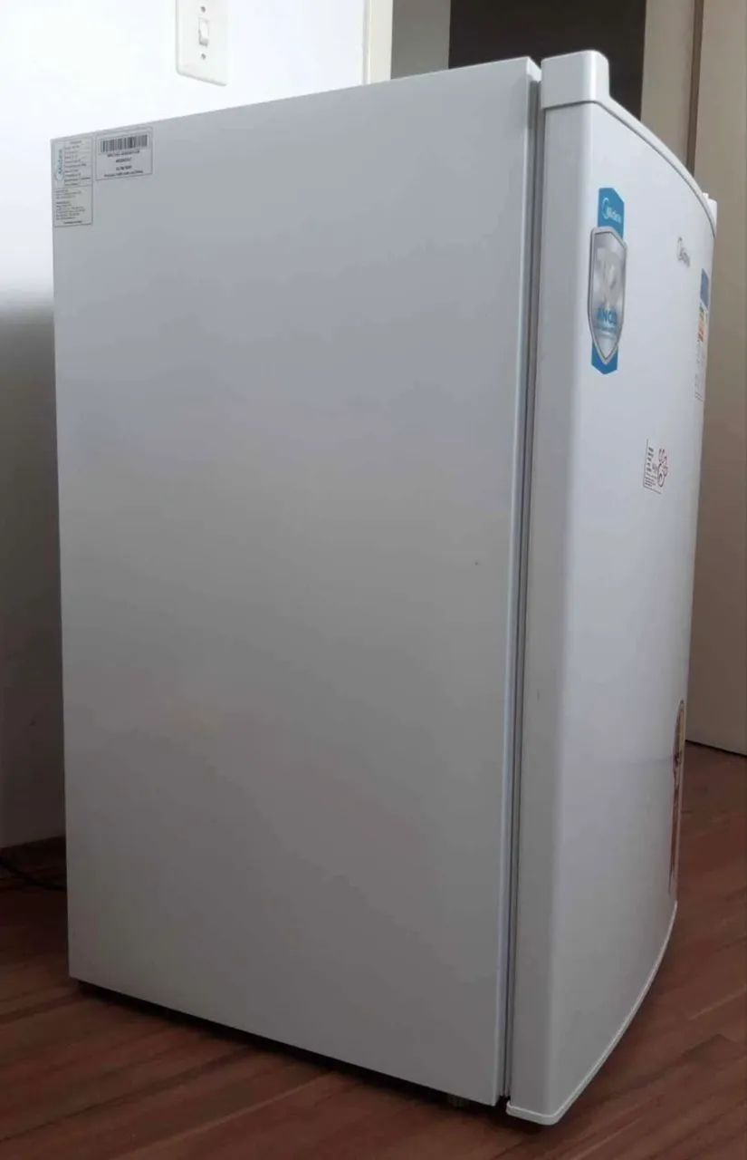 Frigobar 124L Midea perfeito estado - Foto 3