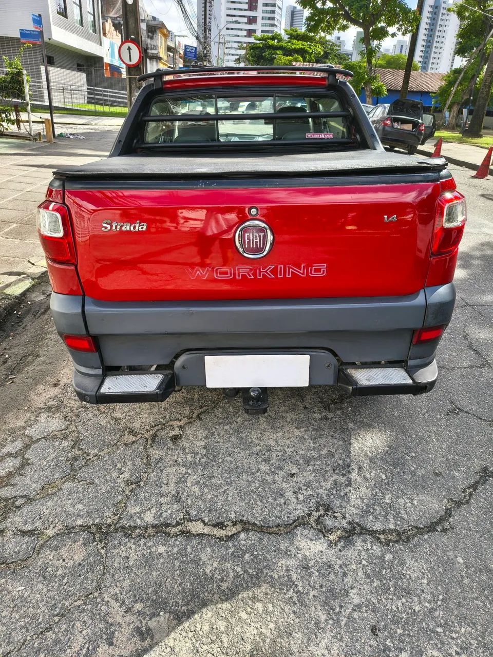 Fiat Strada Working Hard 1.4 Fire Flex 8V CD 2017 - Foto 2