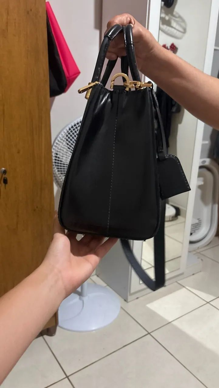 bolsa schutz new lorena tote preta - Foto 4