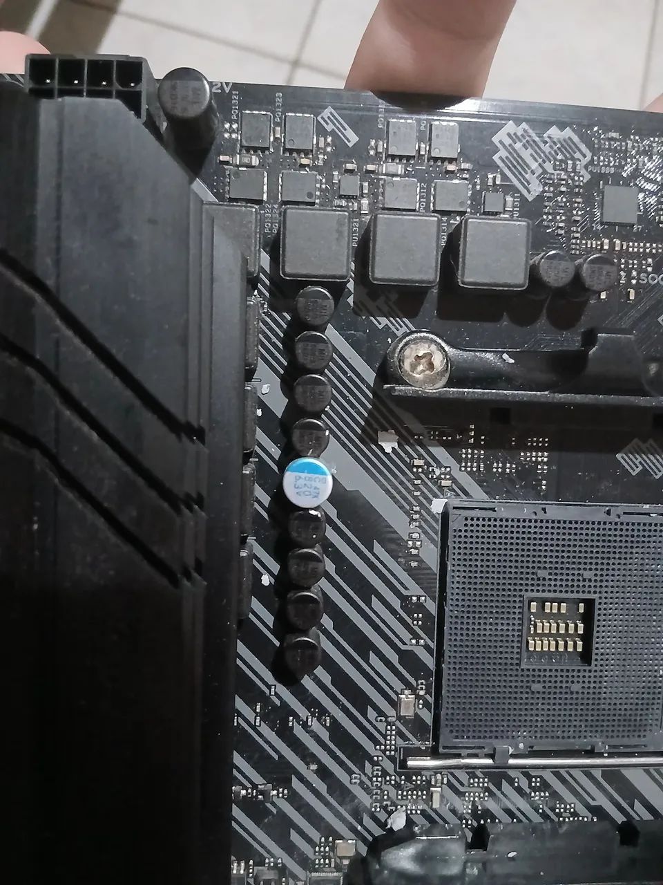 Placa mãe Asus tuf A520 PLUS II - Foto 4