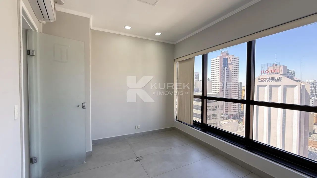 Sala Comercial 4 dormitórios para alugar Centro Curitiba/PR - Foto 5