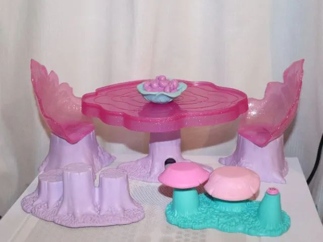 Barbie Playset Floresta Encantada Lago dos Cisnes