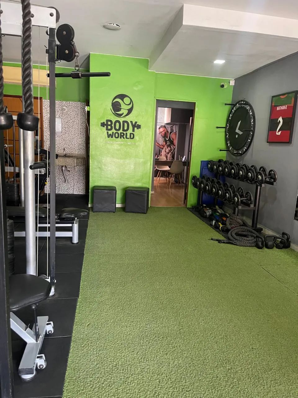 Studio de Treinamento Personalizado Completo - Foto 2
