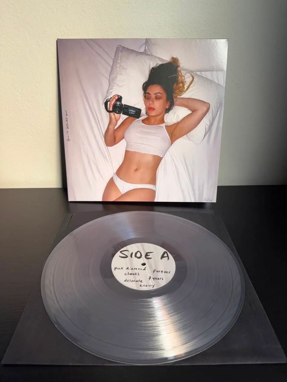 Vinil Charli xcx How Im feeling now  - Foto 3