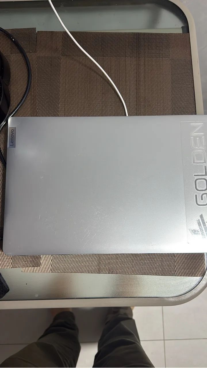 Note book Lenovo - Intel Celerom -Ram 4,00 GB