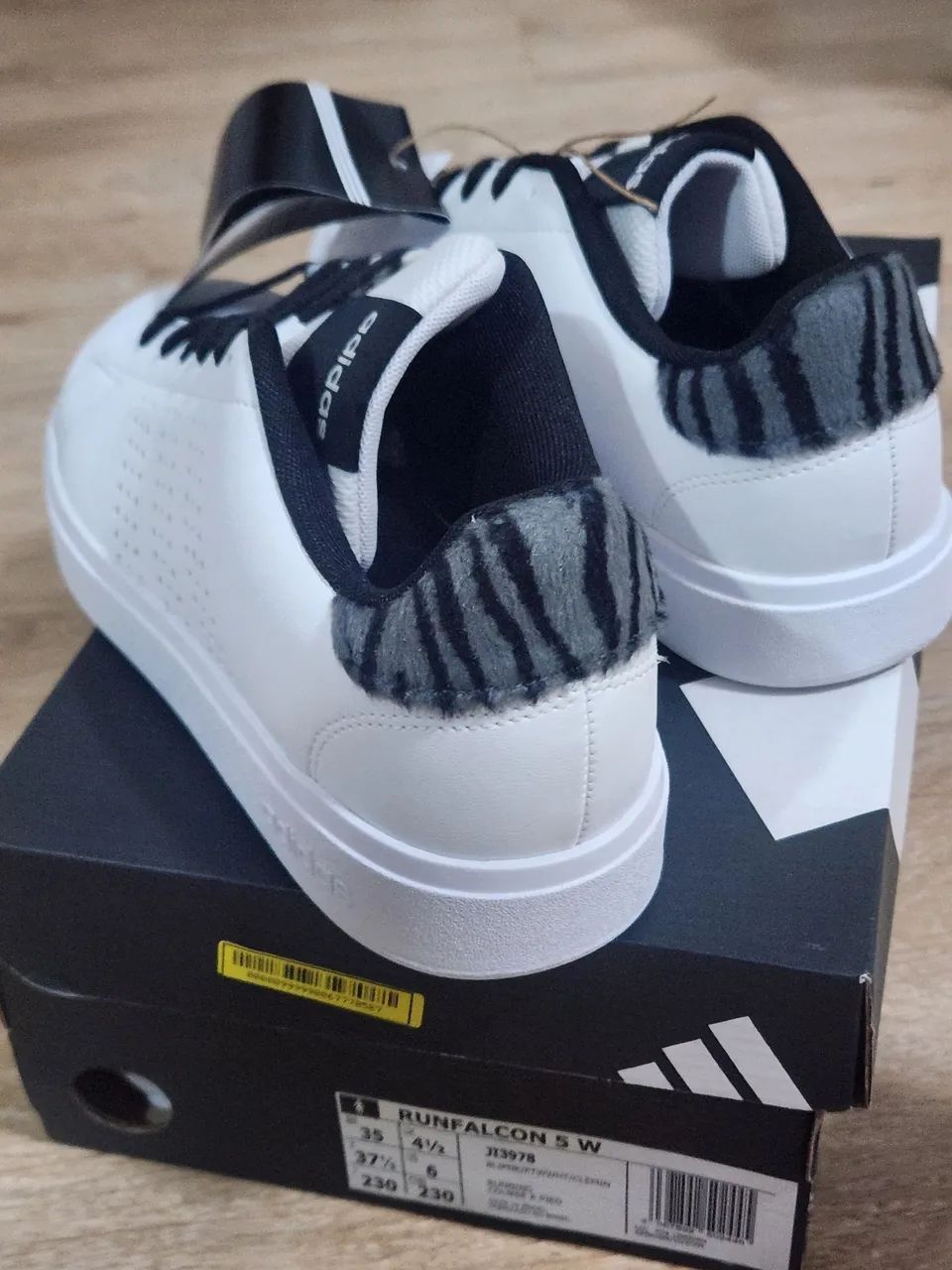 Tênis Adidas Advantage 2.0 tamanho 35 - Foto 2